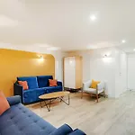Parisian Stay Close To Montmartre - 2Br 8P
