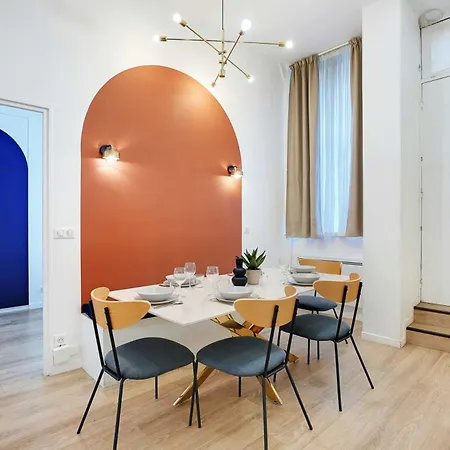 Parisian Close To Montmartre - 2br 8p Paris