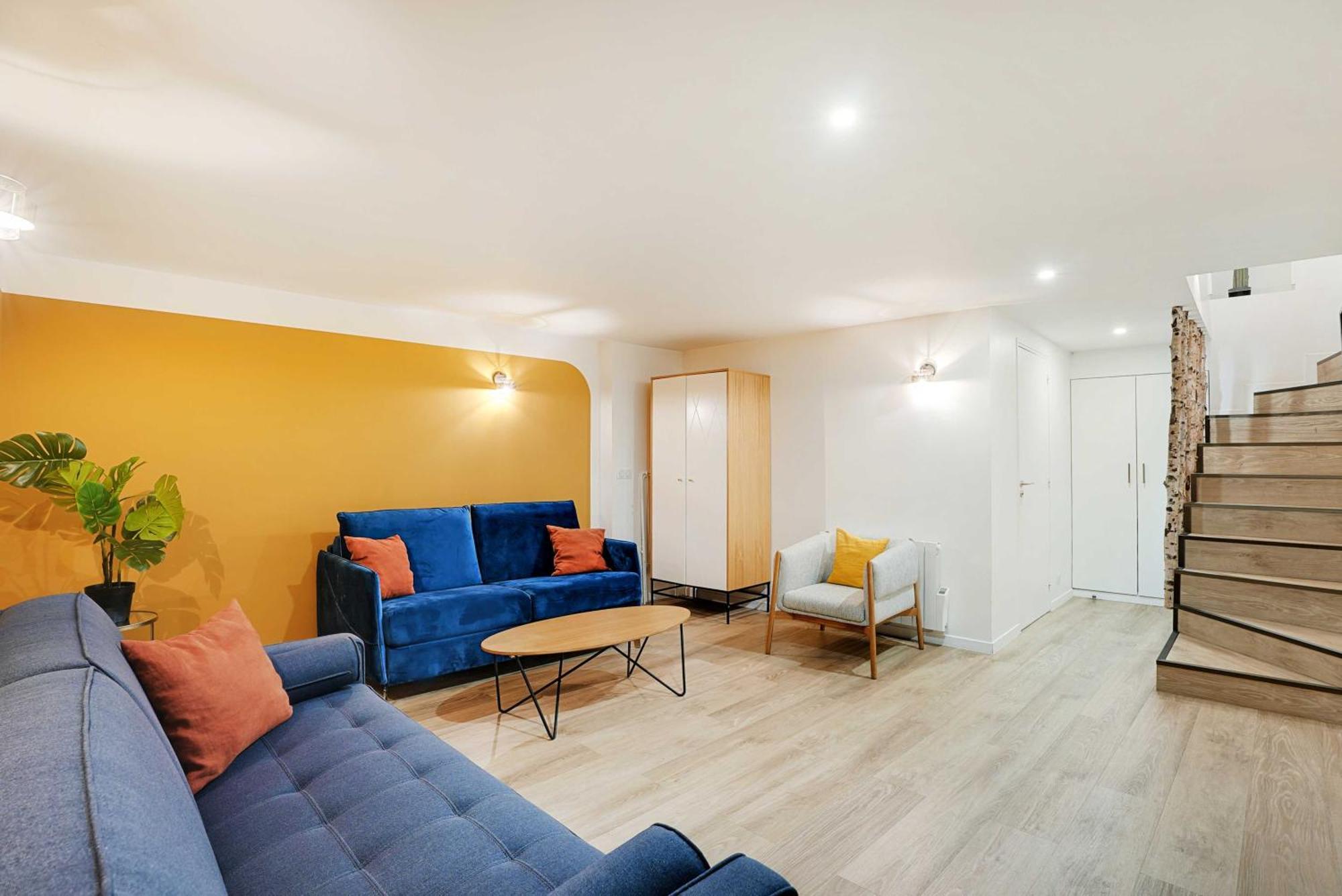 Parisian Close To Montmartre - 2br 8p Apartment Paris