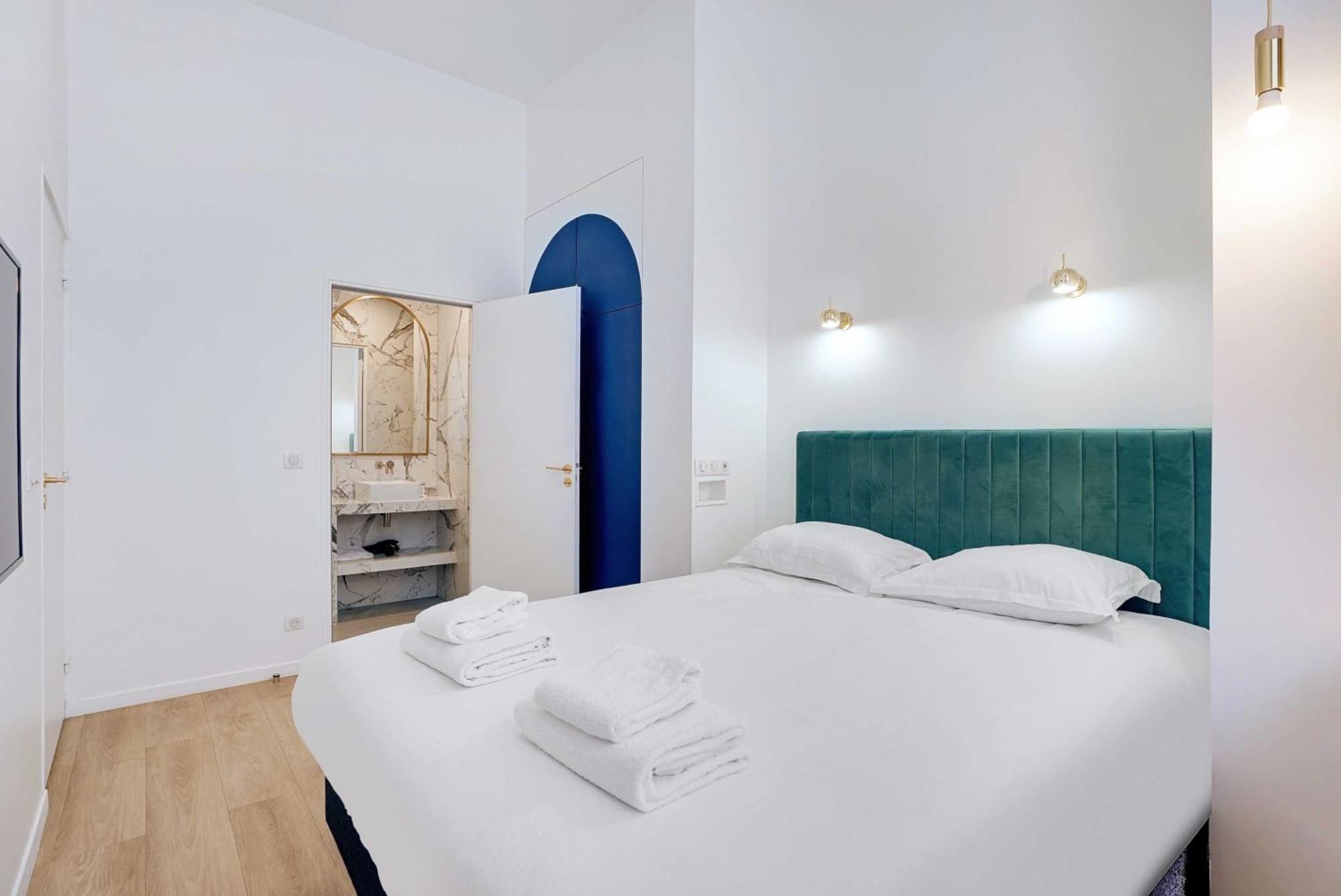 Parisian Close To Montmartre - 2br 8p Apartment Paris